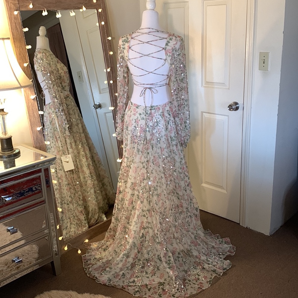 Mac Duggal Sequined Floral Print Cutout Lace-Up Gown Anthropologie - Picture 10 of 14